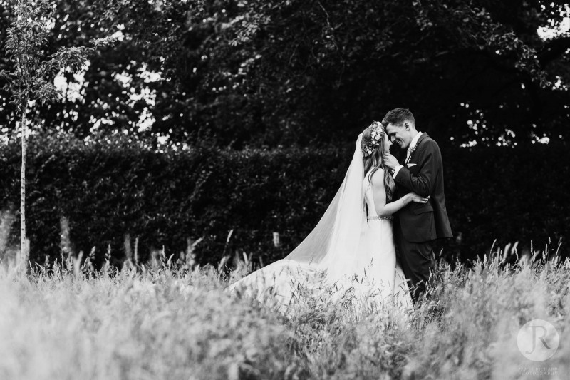 Oli and Natalie at Hendal Manor Barns in Uckfield